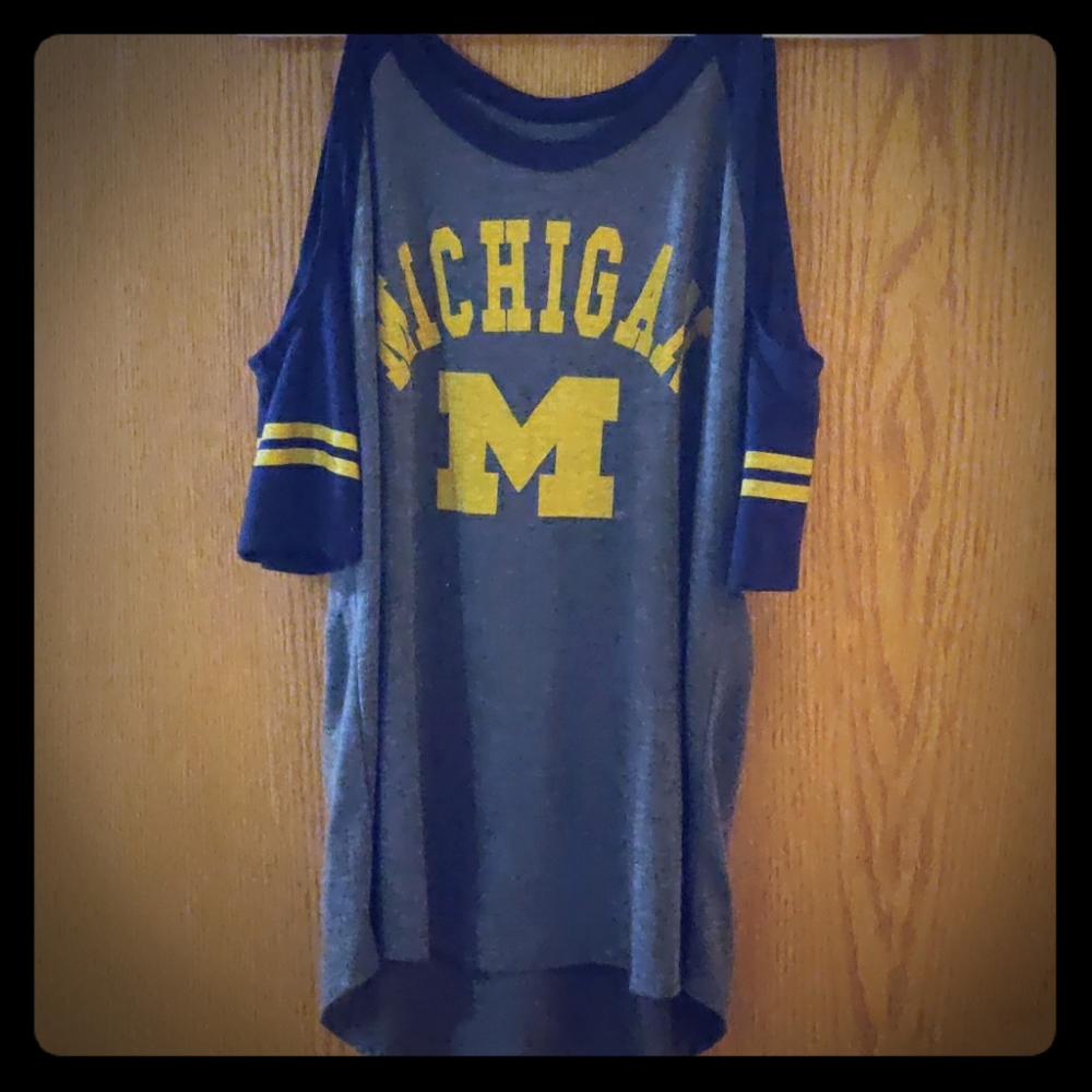 Michigan tee shirt